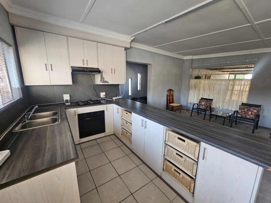 3 Bedroom Property for Sale in Riebeeckstad Free State